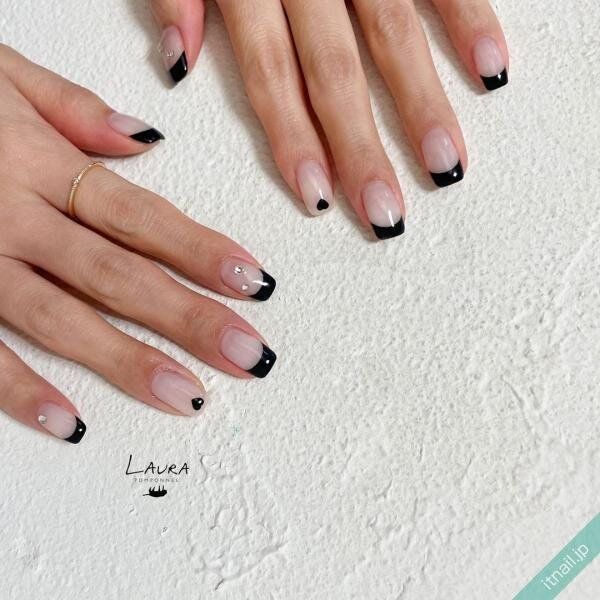 LAURA POMPONNEEが投稿したネイルデザイン [photoid:I0129057] via Itnail Design (730529)