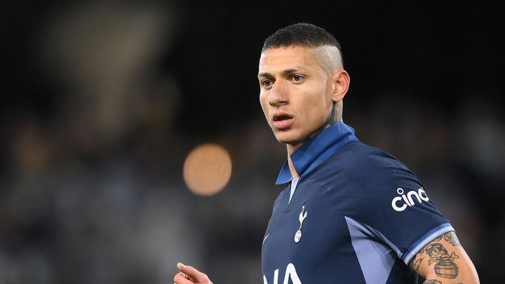 口座を委任していた代理人に金を盗まれた…リシャルリソンが涙の告白「深刻なうつ病に」「全てを諦めるところだった」