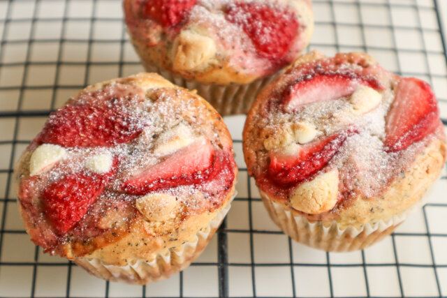 いちごとホワイトチョコの紅茶マフィン レシピ 粗熱がとれたら粉糖をふる