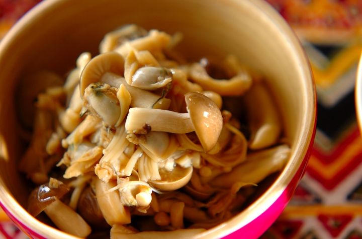 キノコとアサリの煮物