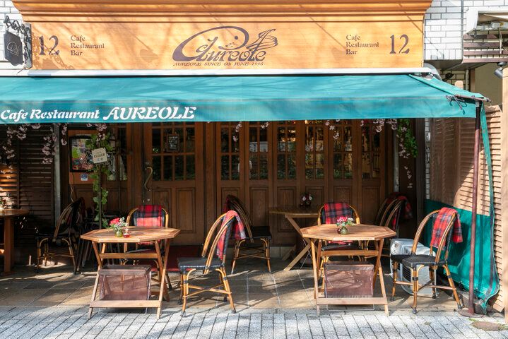 お花見帰りにも♪新宿御苑の緑を眺められるテラス席でいただく、ヘルシーイタリアン「AUREOLE（オリオール）」