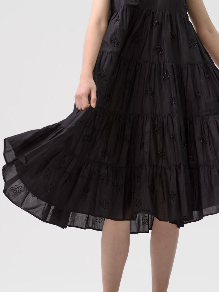 画像: 【マーレット】「CHELSEA Dress beaded in pink／black」各￥89,100（税込）