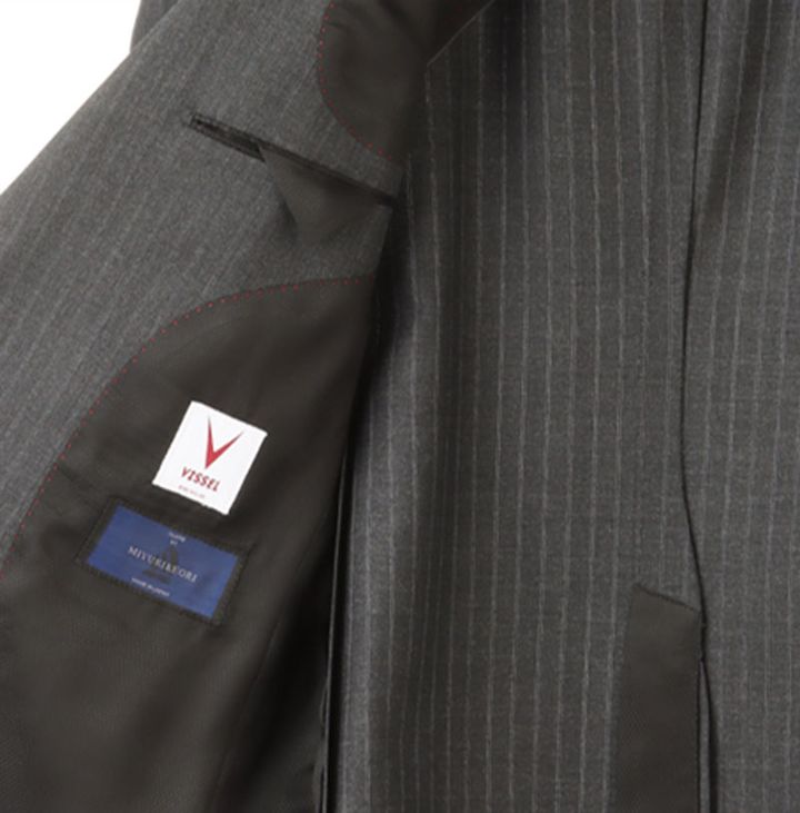 ヴィッセル神戸のNEW公式スーツ「レプリカモデル」が登場！洗練された“都会派ストライプ”デザイン