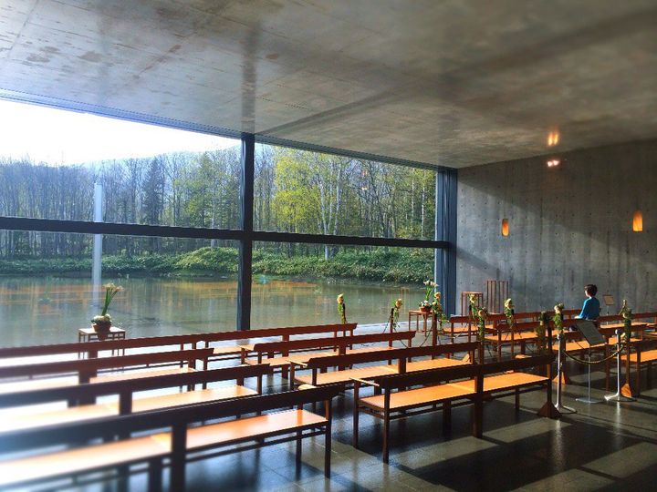 見た目とのギャップに驚き！リピ間違いなしの北海道のソウルスイーツ「モンモオ」【旅するデザイナーがおすすめする旅先でのお土産たち！】