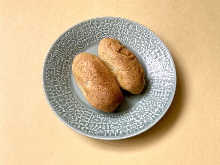 見た目とのギャップに驚き！リピ間違いなしの北海道のソウルスイーツ「モンモオ」【旅するデザイナーがおすすめする旅先でのお土産たち！】