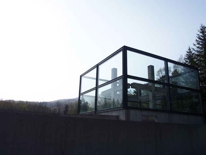 見た目とのギャップに驚き！リピ間違いなしの北海道のソウルスイーツ「モンモオ」【旅するデザイナーがおすすめする旅先でのお土産たち！】