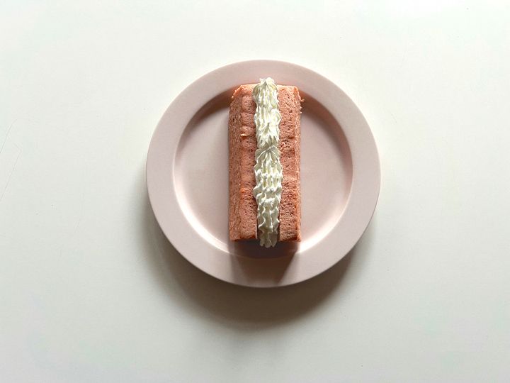 【簡単アレンジレシピ】無印良品のバウムクーヘンで作る、春のバウムサンド【渡辺友美子のコーヒーに合うお菓子のレシピ vol.36 〜レシピで旅するヨーロッパ〜】