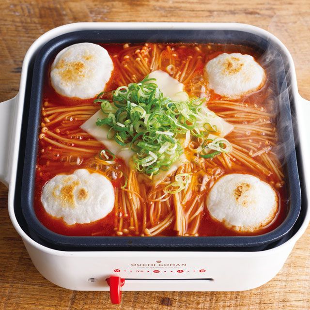 5位：ボリュームたっぷりの甘辛トッポギ風鍋「ピリ辛餅えのき」