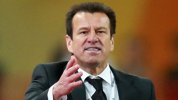 福西崇史、ドゥンガを『おじさ～ん』と呼んでW杯中に大注目！「俺、スターみたいでしたよ」