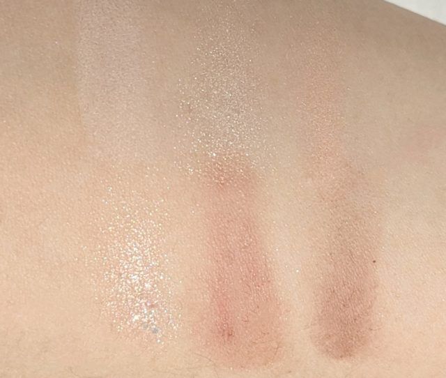 BLESSED MOONの写真