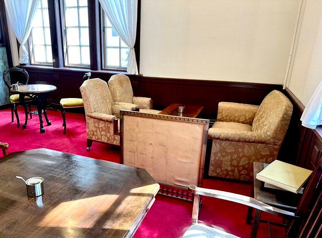 salon de 1904の店内