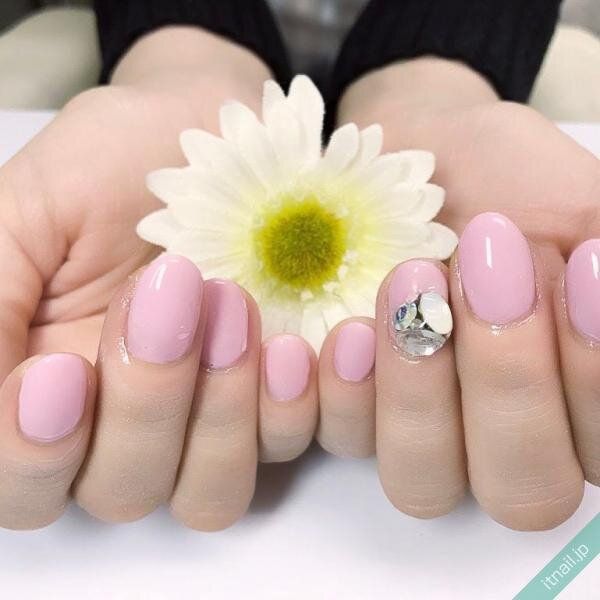 ネイルサロンメィプルが投稿したネイルデザイン [photoid:I0033365] via Itnail Design (730218)