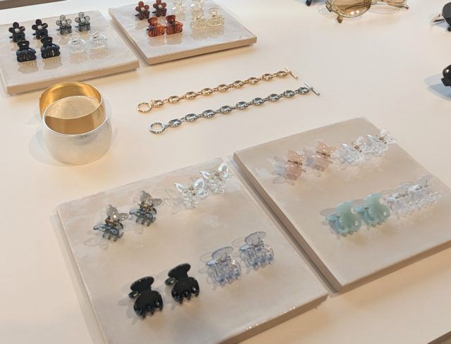 GU「ヘアアクセ」