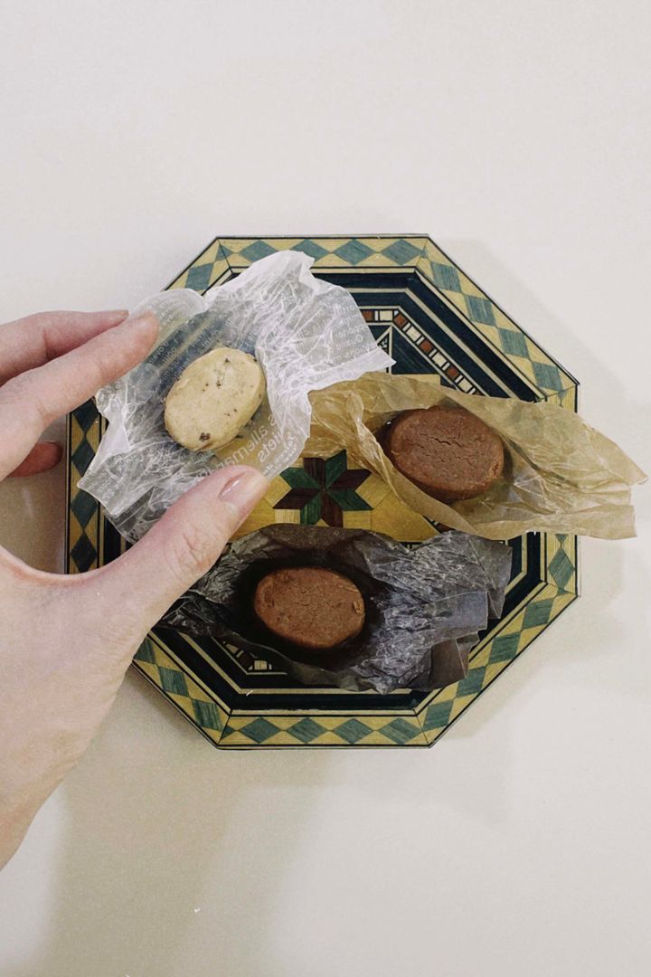 コーヒーに合うお菓子◎ 願いが叶う！？スペインの郷土菓子ポルボロン【ささやかですてきなもの 大谷有紀 vol.186】