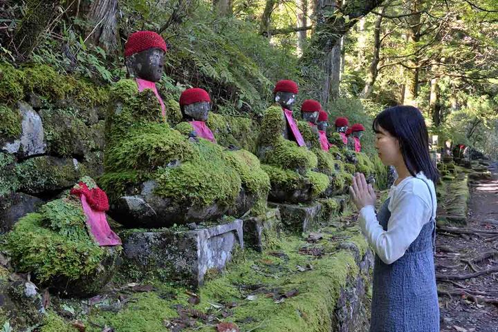 明治から昭和にかけて外国人観光客も訪れたとか