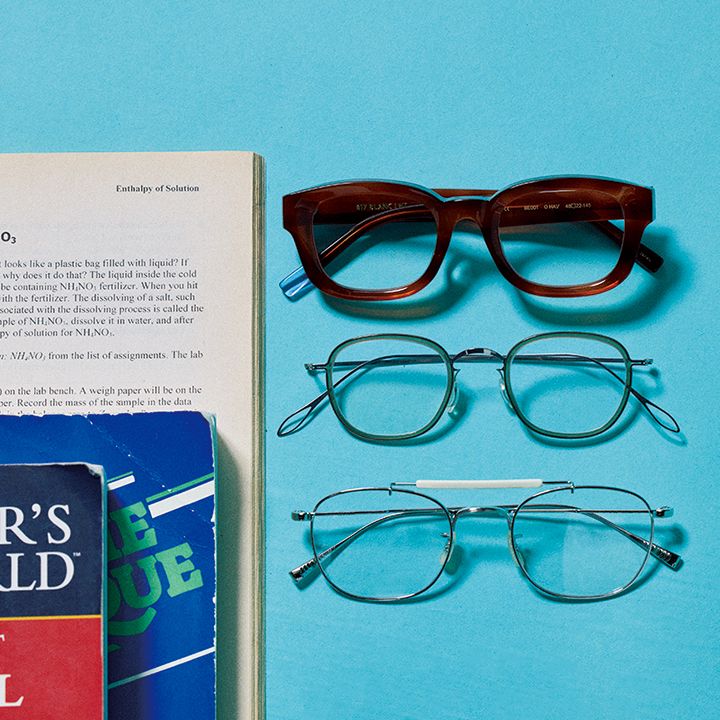 かけるだけで印象がパッと変わる！チャレンジしやすいスクエアメガネのスタイル