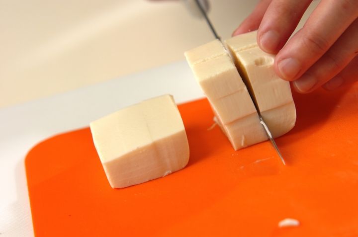 豆腐と水菜の中華スープの下準備1