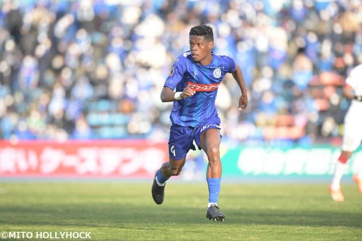 【インタビュー】タビナス・ジェファーソンが語る争奪戦となった高校時代、刺激を受けた同期、水戸での経験