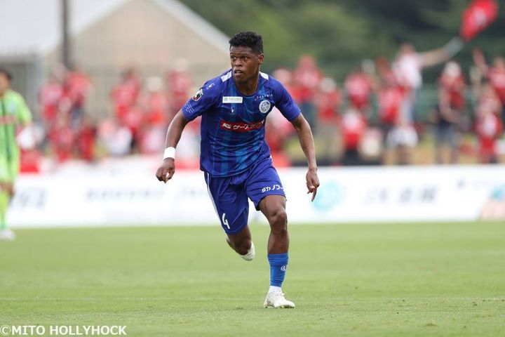 【インタビュー】タビナス・ジェファーソンが語る争奪戦となった高校時代、刺激を受けた同期、水戸での経験