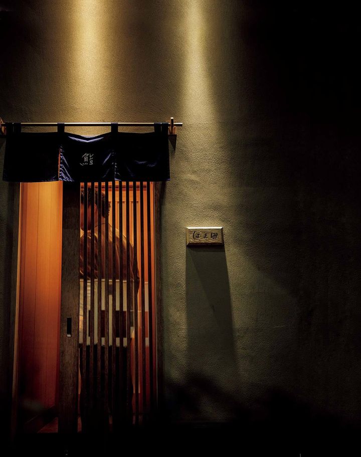 日本大通り『鮨 はま田』の外観