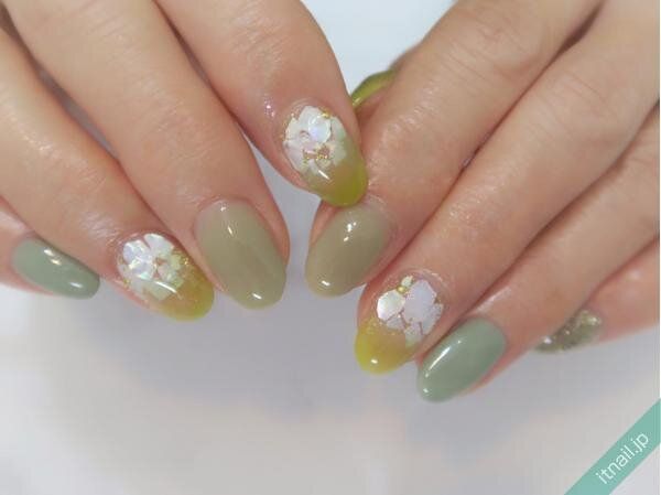 gloss nailが投稿したネイルデザイン [photoid:I0113749] via Itnail Design (730714)
