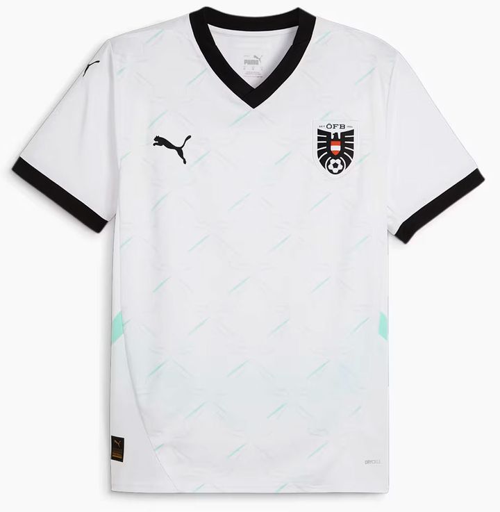 オーストリア代表、EURO2024に向けた新ユニフォームを発表！建築芸術を描く「異端デザイン」