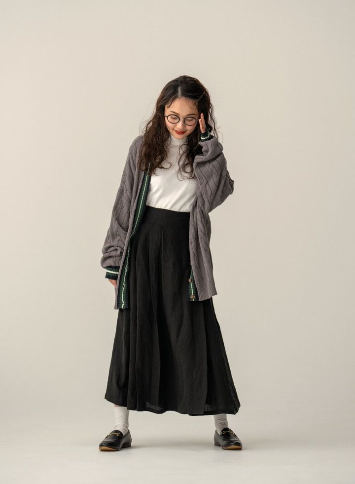 低身長さんが選ぶべき色は？子供っぽくならない3色コーデ6選【低身長さんのおしゃれのお悩み解決】