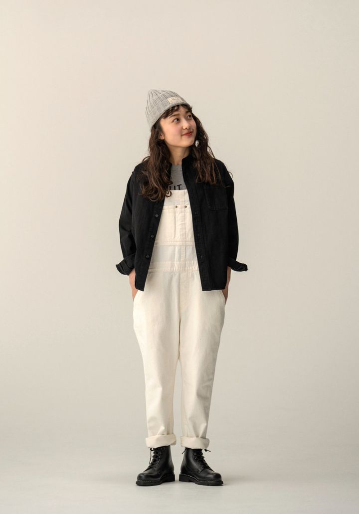 低身長さんが選ぶべき色は？子供っぽくならない3色コーデ6選【低身長さんのおしゃれのお悩み解決】