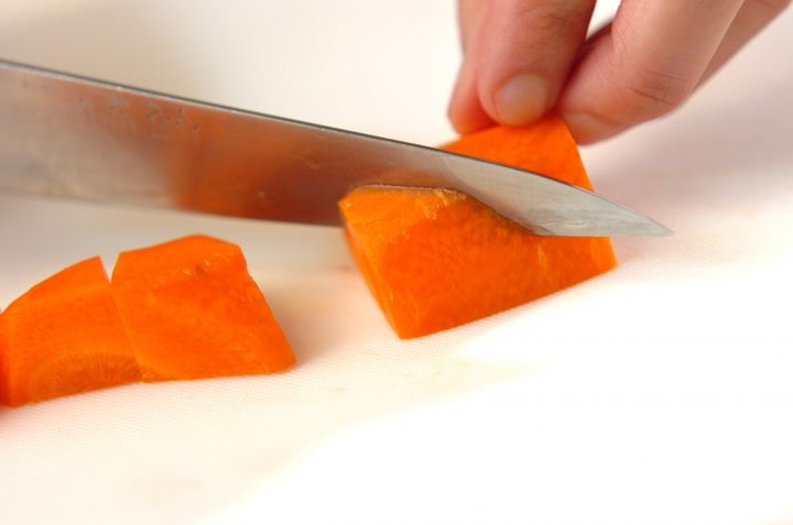 鶏肉じゃがの下準備1