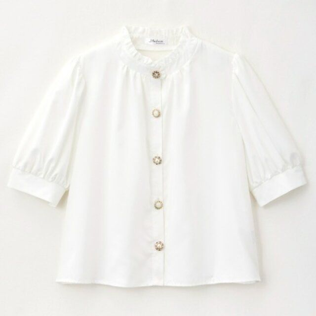 しまむらの新作ブラウス