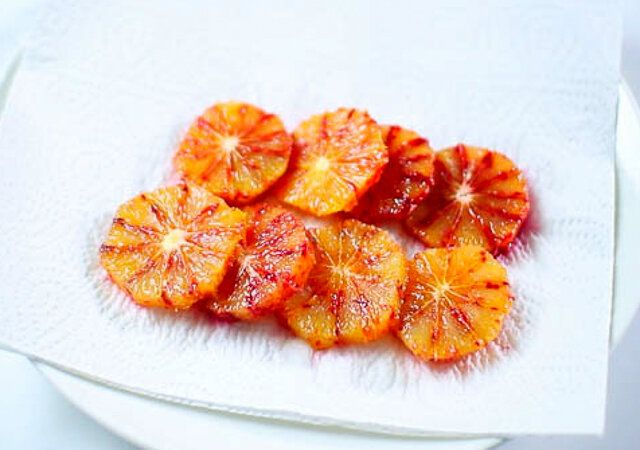 フルーツミルクレープ レシピ フルーツを切る