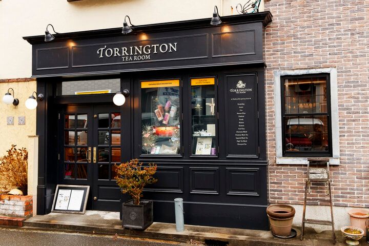 英国風パンケーキ・クランペットと紅茶でブリティッシュなティータイムを。大阪・谷町の「トリントンティールーム」