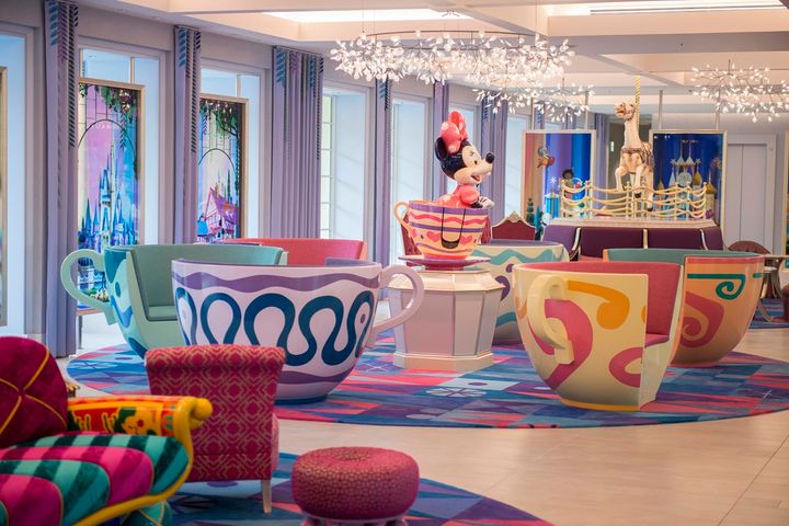 東京ディズニーセレブレーションホテル：ウィッシュ ロビー