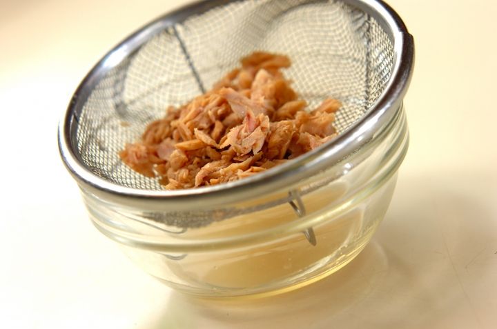 大根とツナの和え物の下準備1