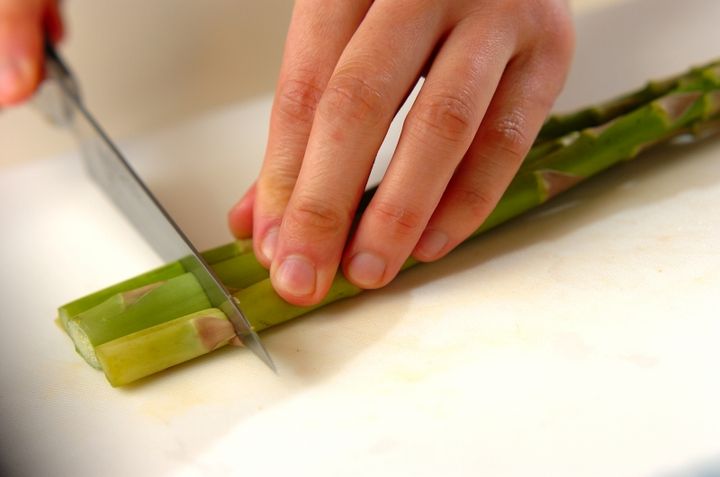 ミモザサラダの下準備1