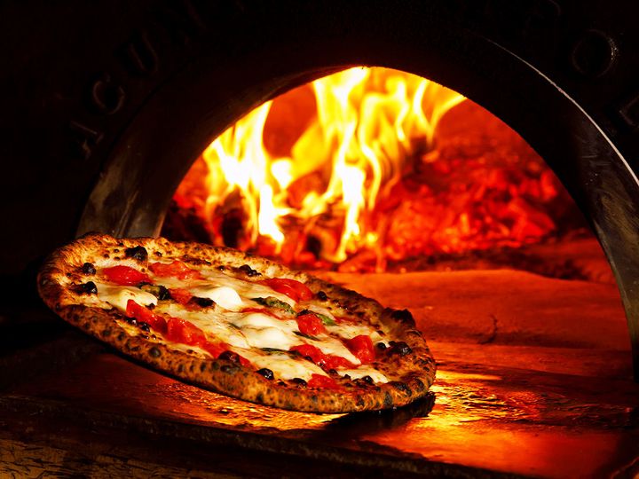 横浜『CAMBUSA』のナポリピッツァ