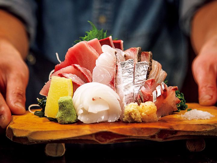 桜木町『野毛 ウミネコ』の「刺し盛り」