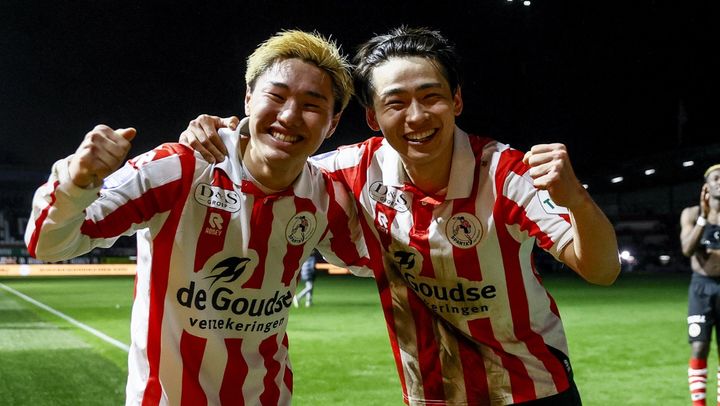 「日本人のおかげでバラ色だ」 三戸舜介と斉藤光毅、アベックゴールでスパルタ快勝！