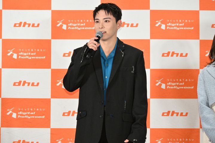JO1川西拓実、桜田ひよりの魅力に「どっぷりとハマりました」と告白？ 『バジーノイズ』イベントにサプライズ登壇