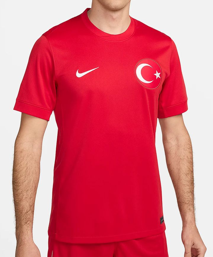 トルコ代表のEURO2024ユニフォームが登場！今大会も「色の入れ替え」が気になるホームとアウェイ