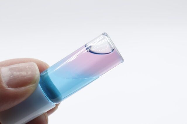 セリアのSH ネイルオイル ロールオンのデザイン