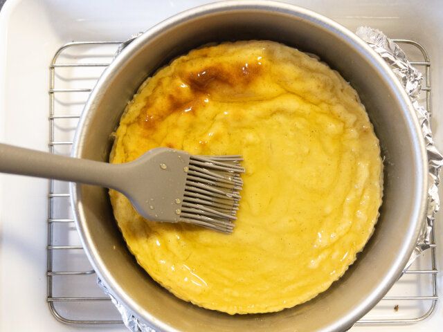 さつまいものプリンケーキ レシピ はちみつを塗る