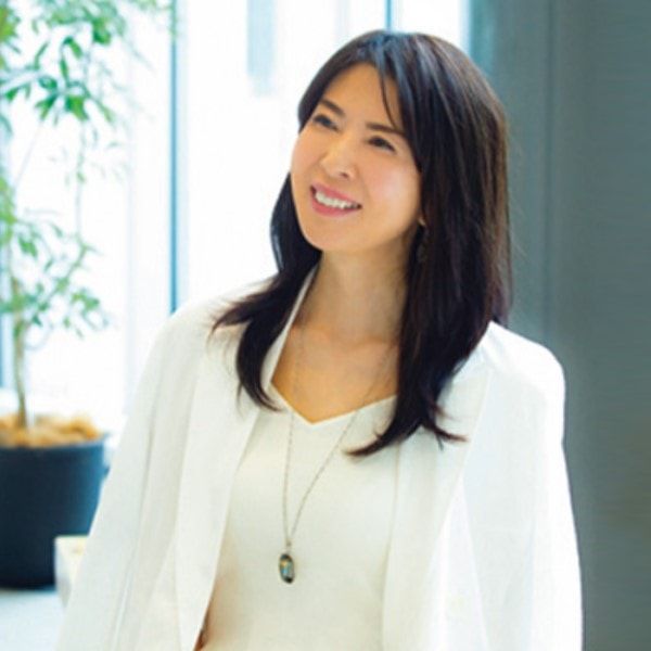 骨格診断アナリスト協会代表理事 二神弓子