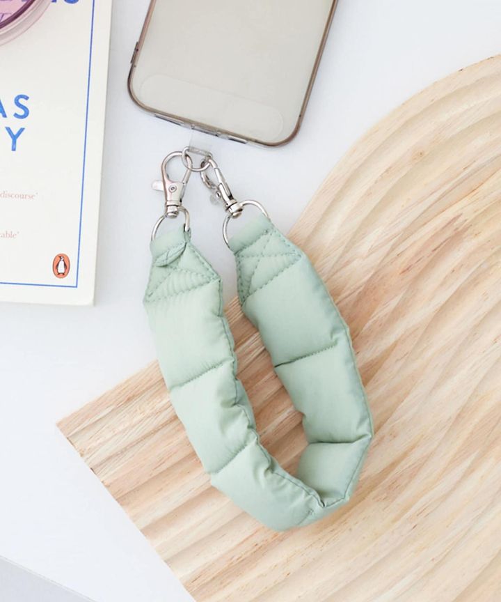 画像2: 出典：3COINS