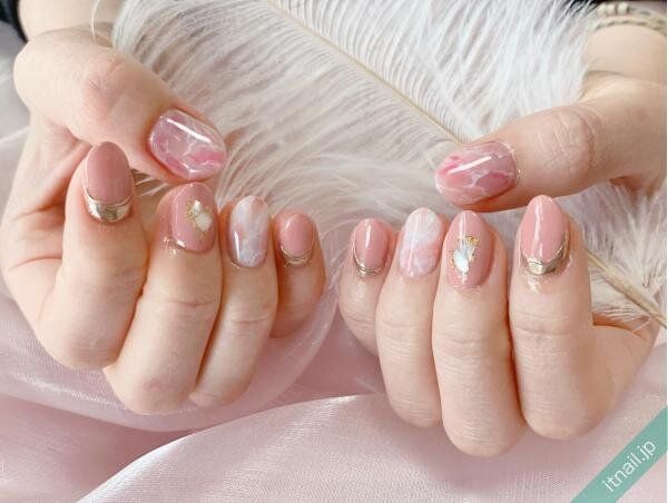 ネイルサロンResortが投稿したネイルデザイン [photoid:I0115786] via Itnail Design (730979)