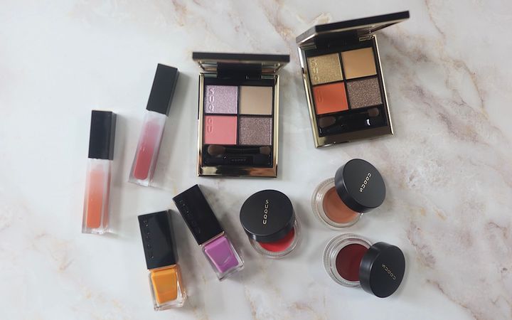 SUQQU「2024年サマーコレクション」をほぼ全色スウォッチ！イエベ、ブルベ別のおすすめも紹介