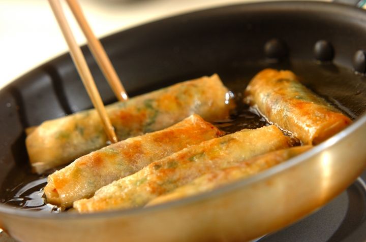 豚ニラ春巻きの作り方4