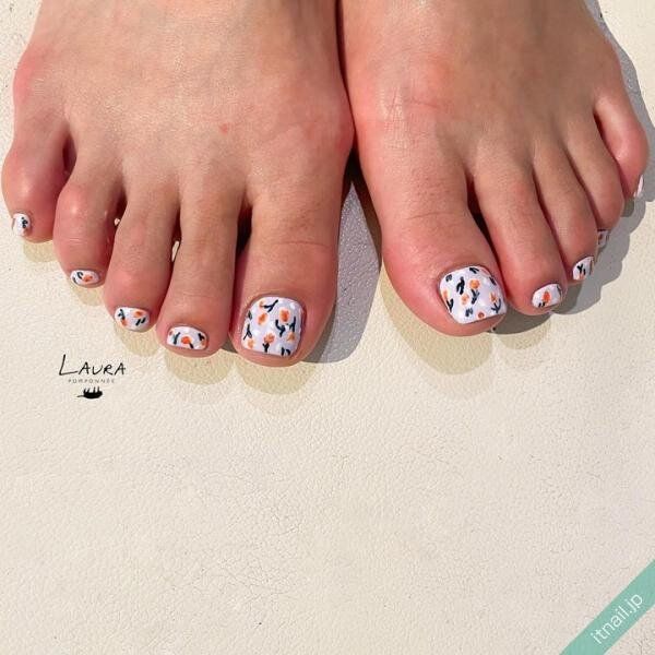 LAURA POMPONNEEが投稿したネイルデザイン [photoid:I0128942] via Itnail Design (731067)