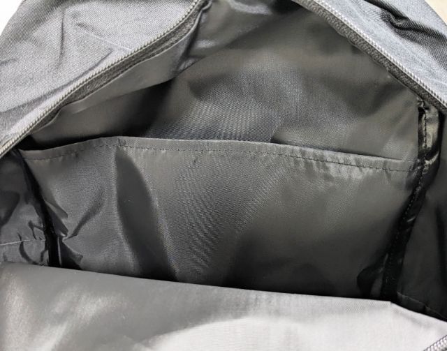 バッグの中仕分けポケット