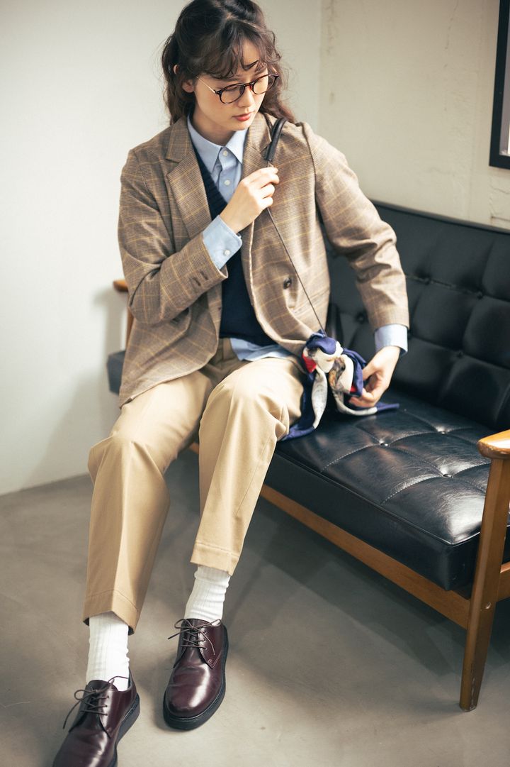 春のジャケットコーデ。チェック柄×チノパンで、気分は英国紳士【FUDGE FRIEND おしゃれさんの毎日コーディネート vol.351｜うさみ】